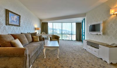 Imagine pentru Hotel Marina Grand Beach 4*  valabile pentru Paste  2026