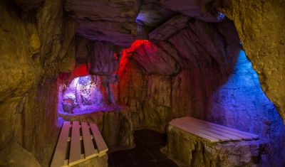 Imagine pentru Hotel Marina Grand Beach 4*  valabile pentru Paste  2026