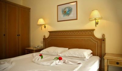 Imagine pentru Hotel Marina Royal Palace 5* valabile pentru Paste  2026