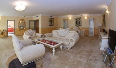 Imagine pentru Hotel Marina Royal Palace 5* valabile pentru Paste  2026