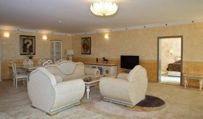 Imagine pentru Hotel Marina Royal Palace 5* valabile pentru Paste  2026