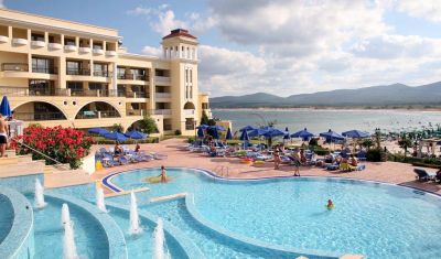 Imagine pentru Hotel Marina Royal Palace 5* valabile pentru Paste  2026