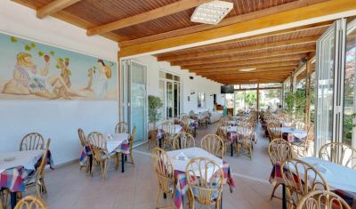 Imagine pentru Hotel Marirena 3* valabile pentru Paste  2026