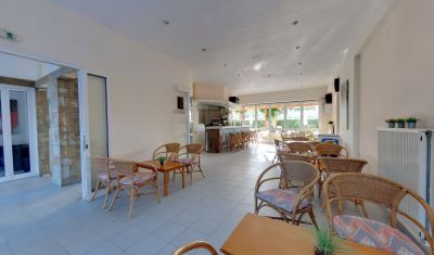 Imagine pentru Hotel Marirena 3* valabile pentru Paste  2026