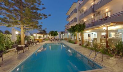 Imagine pentru Hotel Marirena 3* valabile pentru Paste  2026