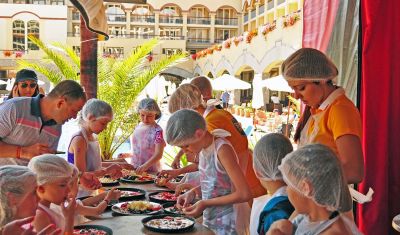 Imagine pentru Hotel Melia Sunny Beach 4*  valabile pentru Paste  2026