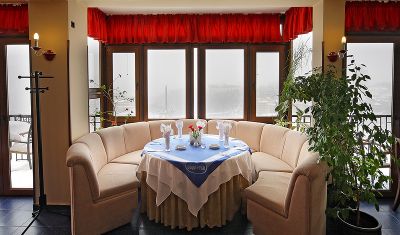 Imagine pentru Hotel Meridian Bolyarski 4* valabile pentru Paste  2026