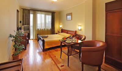 Imagine pentru Hotel Meridian Bolyarski 4* valabile pentru Paste  2026