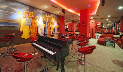 Imagine pentru Hotel Meridian Bolyarski 4* valabile pentru Paste  2026