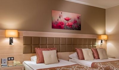 Imagine pentru Hotel Miracle Resort 5* valabile pentru Paste  2026