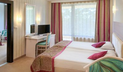 Imagine pentru Hotel Moko Beach by Grifid 4*  valabile pentru Paste  2026