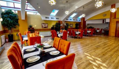 Imagine pentru Hotel Nemira 4*  valabile pentru Paste  2026