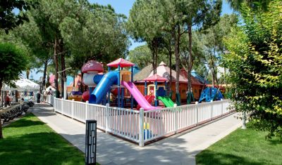 Imagine pentru Hotel Papillon Ayscha 5*  valabile pentru Paste  2026