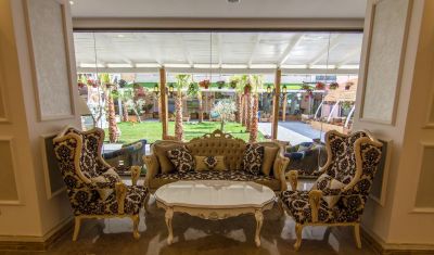 Imagine pentru Hotel Phoenicia Royal 5* valabile pentru Paste  2026