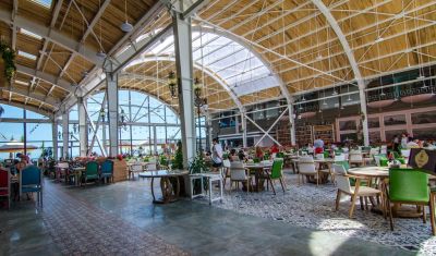 Imagine pentru Hotel Phoenicia Royal 5* valabile pentru Paste  2026