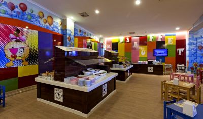 Imagine pentru Hotel Pine Beach Belek 5*  valabile pentru Paste  2026