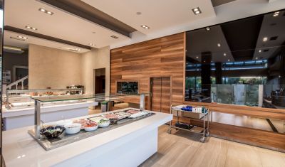 Imagine pentru Hotel Potos 3*  valabile pentru Paste  2026