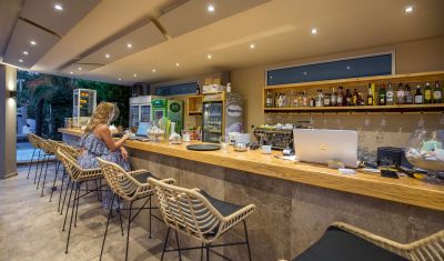 Imagine pentru Hotel Potos 3*  valabile pentru Paste  2026