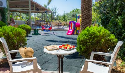 Imagine pentru Hotel Potos 3*  valabile pentru Paste  2026