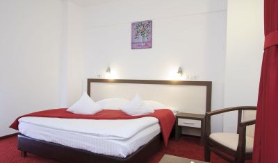 Imagine pentru Hotel President Olanesti 3*  valabile pentru Paste  2026