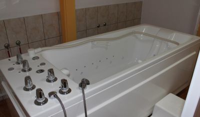 Imagine pentru Hotel President Olanesti 3*  valabile pentru Paste  2026