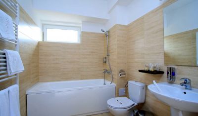 Imagine pentru Hotel President Olanesti 3*  valabile pentru Paste  2026