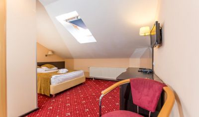 Imagine pentru Hotel Q Brasov 3* valabile pentru Paste  2026