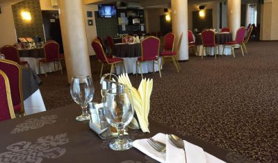 Imagine pentru Hotel Q Brasov 3* valabile pentru Paste  2026