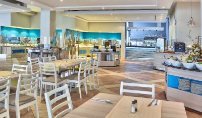 Imagine pentru Hotel Ralitsa Aquaclub 4*  valabile pentru Paste  2026