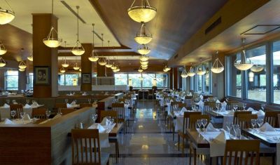 Imagine pentru Hotel Rixos Sungate 5*  valabile pentru Paste  2026