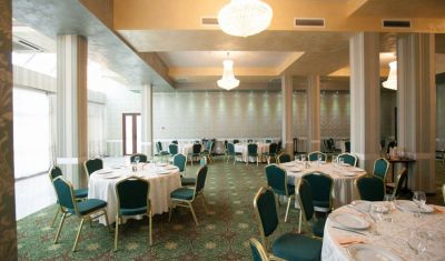 Imagine pentru Hotel Romanita 4*  valabile pentru Paste  2026