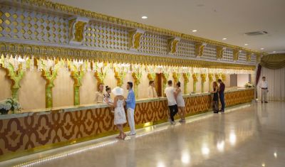 Imagine pentru Hotel Royal Alhambra Palace 5* valabile pentru Paste  2026