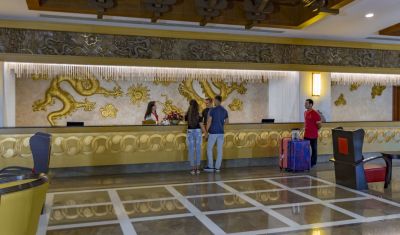 Imagine pentru Hotel Royal Dragon 5* valabile pentru Paste  2026