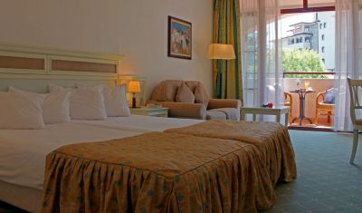 Imagine pentru Hotel Royal Palace Helena Park 5* valabile pentru Paste  2026
