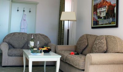 Imagine pentru Hotel Royal Palace Helena Park 5* valabile pentru Paste  2026