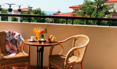 Imagine pentru Hotel Royal Palace Helena Park 5* valabile pentru Paste  2026