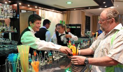 Imagine pentru Hotel Royal Palace Helena Park 5* valabile pentru Paste  2026