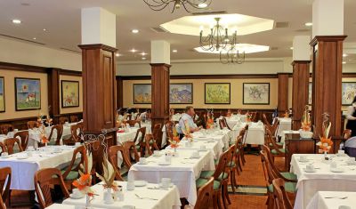 Imagine pentru Hotel Royal Palace Helena Park 5* valabile pentru Paste  2026