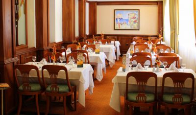 Imagine pentru Hotel Royal Palace Helena Park 5* valabile pentru Paste  2026