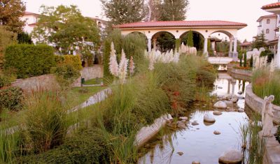 Imagine pentru Hotel Royal Palace Helena Park 5* valabile pentru Paste  2026