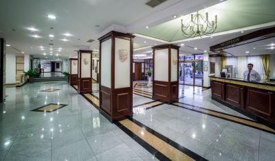 Imagine pentru Hotel Royal Palace Helena Park 5* valabile pentru Paste  2026