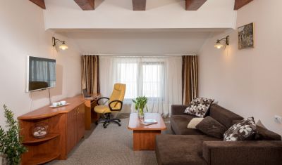 Imagine pentru Hotel Rozmarin 4* valabile pentru Paste  2026