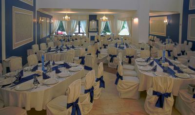 Imagine pentru Hotel Rusca 3*  valabile pentru Paste  2026