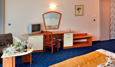 Imagine pentru Hotel Sirius Beach 4* valabile pentru Paste  2026