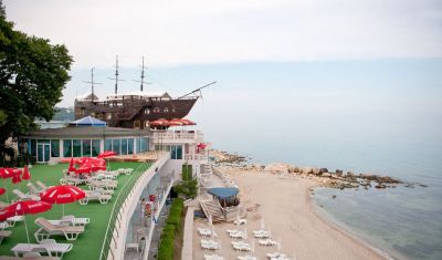 Imagine pentru Hotel Sirius Beach 4* valabile pentru Paste  2026