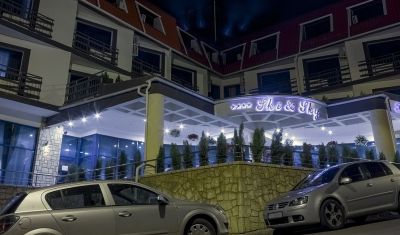 Imagine pentru Hotel Ski & Sky 4* valabile pentru Paste  2026