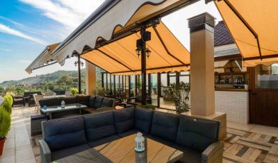 Imagine pentru Hotel Sunny Castle 4* valabile pentru Paste  2026