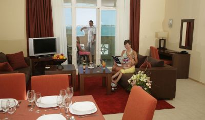 Imagine pentru Hotel Sunset Resort 5* valabile pentru Paste  2026