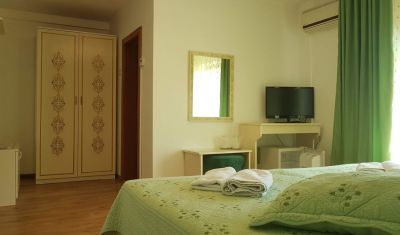 Imagine pentru Hotel Suprem 3* valabile pentru Paste  2026