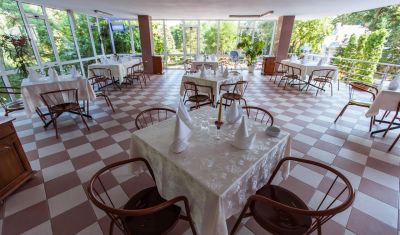 Imagine pentru Hotel Termal 3* valabile pentru Paste  2026